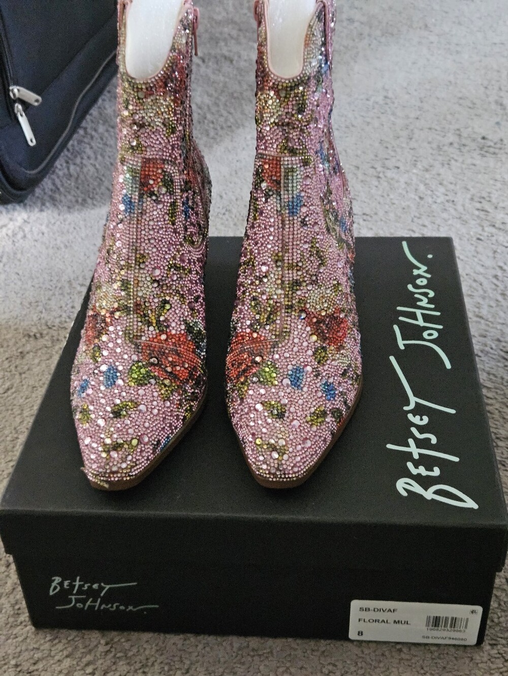 Betsey Johnson Pink Floral Crystal Western Booties Sz 8 $125 NWT - Picture 2 of 5